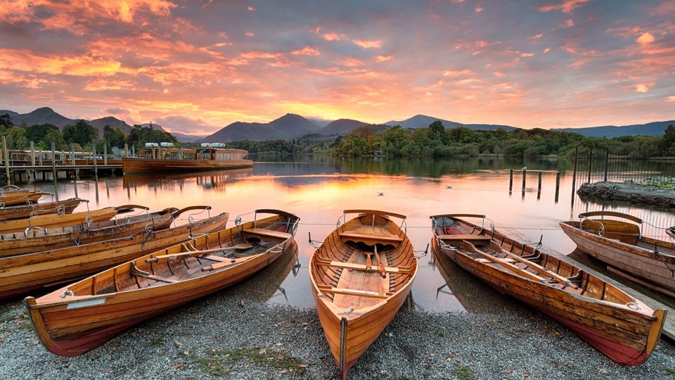 The Lake District with Cream Tea & Cruise Overnight